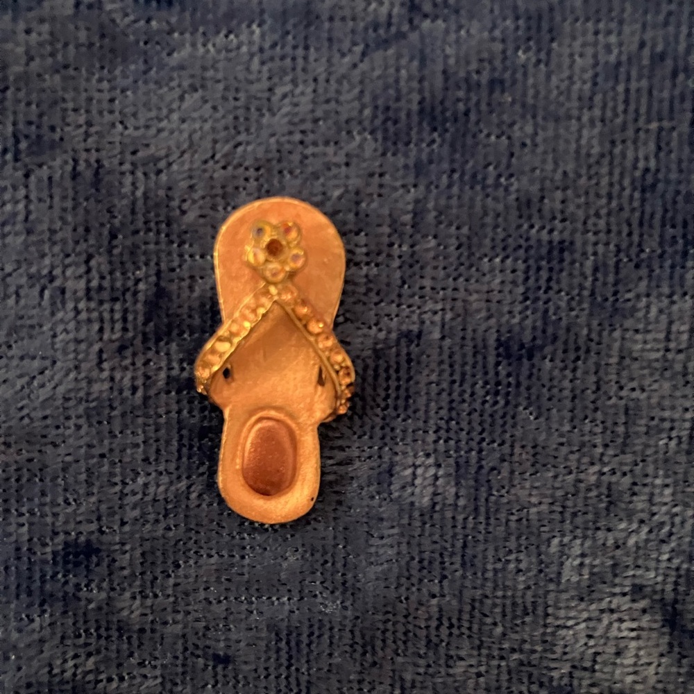 Flip flop charm with crystals